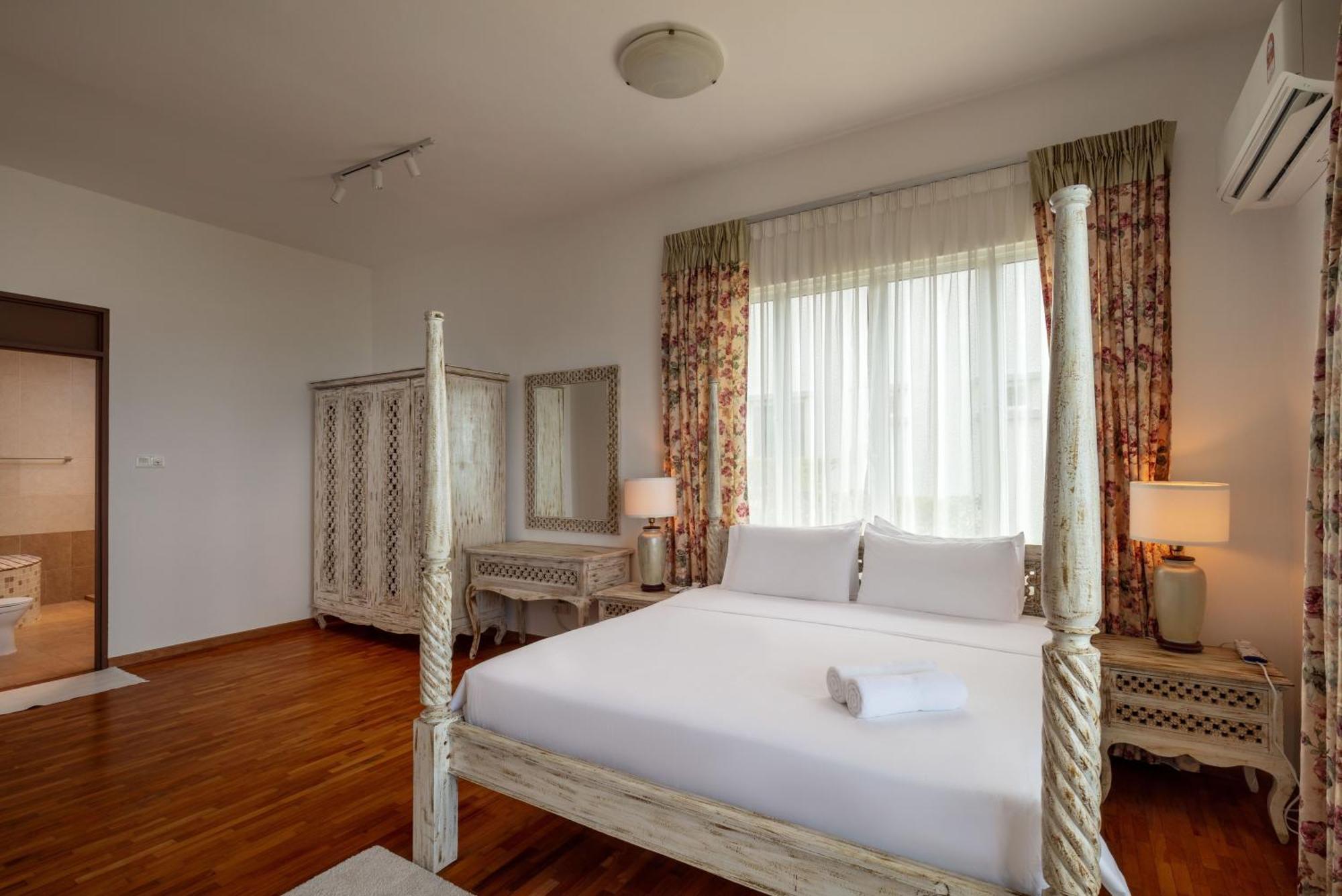 Panoramic Seaview Holiday Home - Batu Feringgi Bagian luar foto